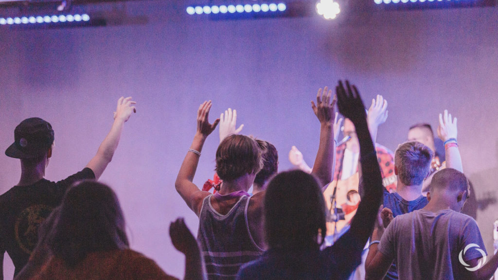 teens at praise and worship